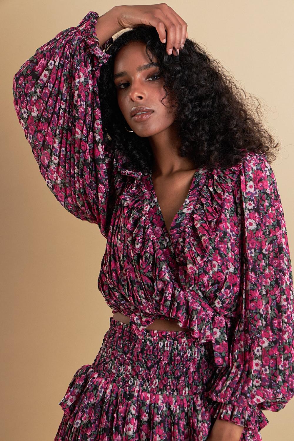 endless rose Chiffon Floral Printed Ruffled Crop Top BLACK/ FUCHSIA