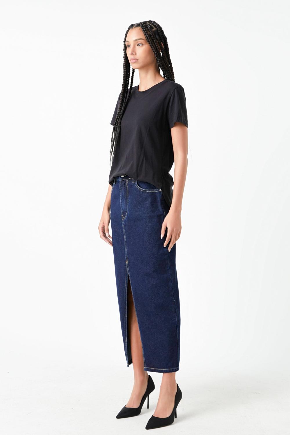 Endless Rose Classic Round Neck T-shirt With Round Hem BLACK