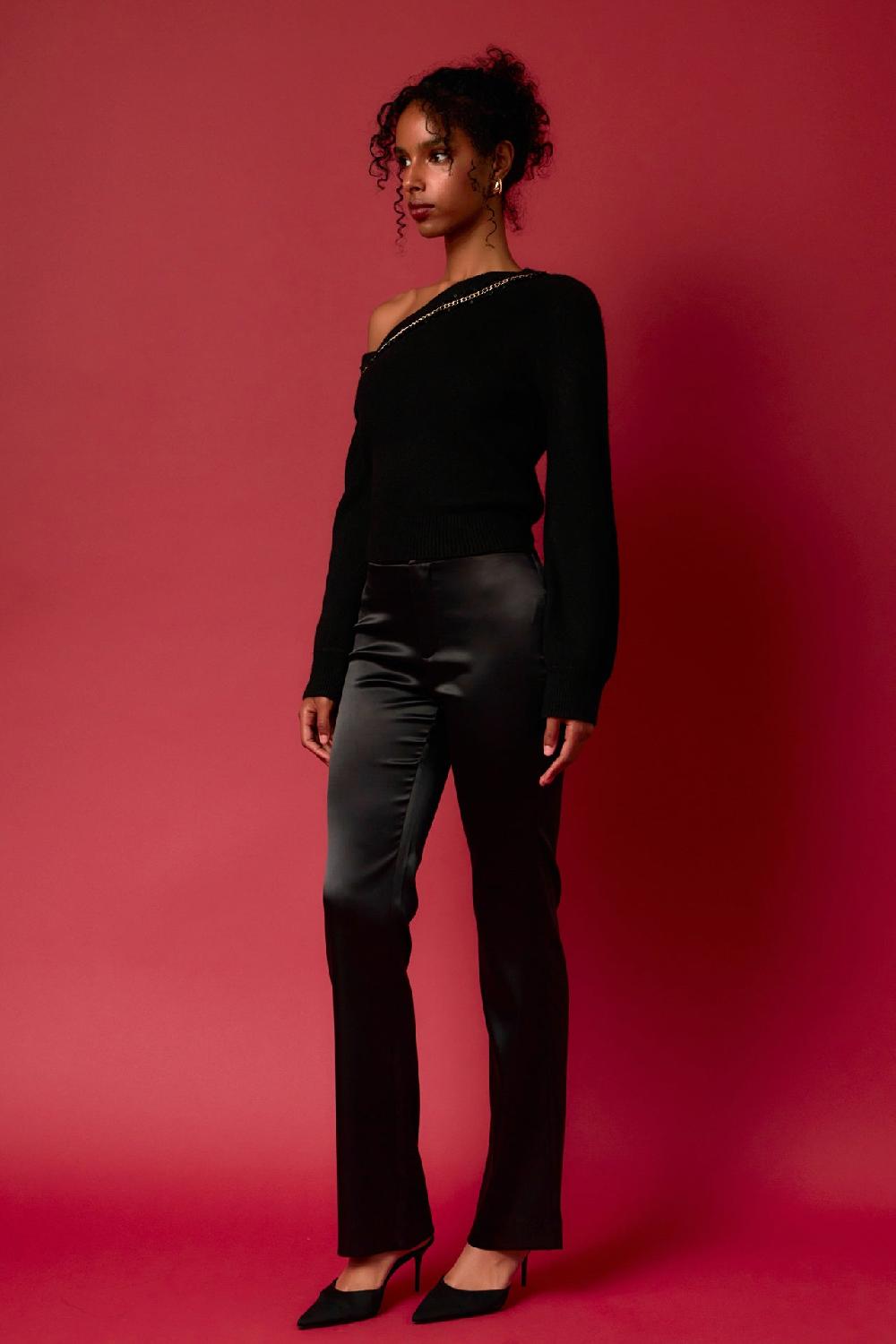 Endless Rose Chain Trimmed One Shoulder Top BLACK