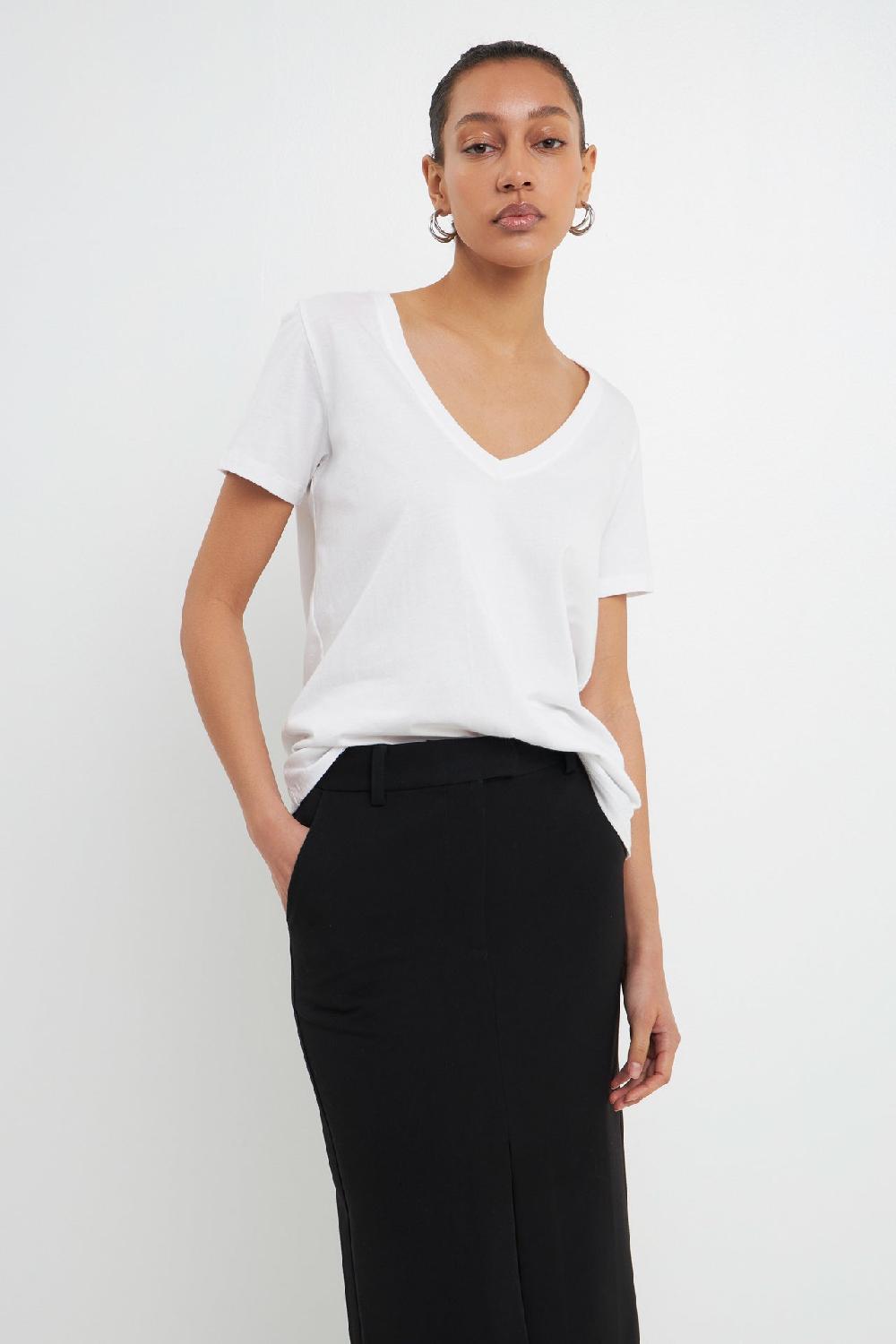 endless rose Classic V-neck T-shirt BLACK