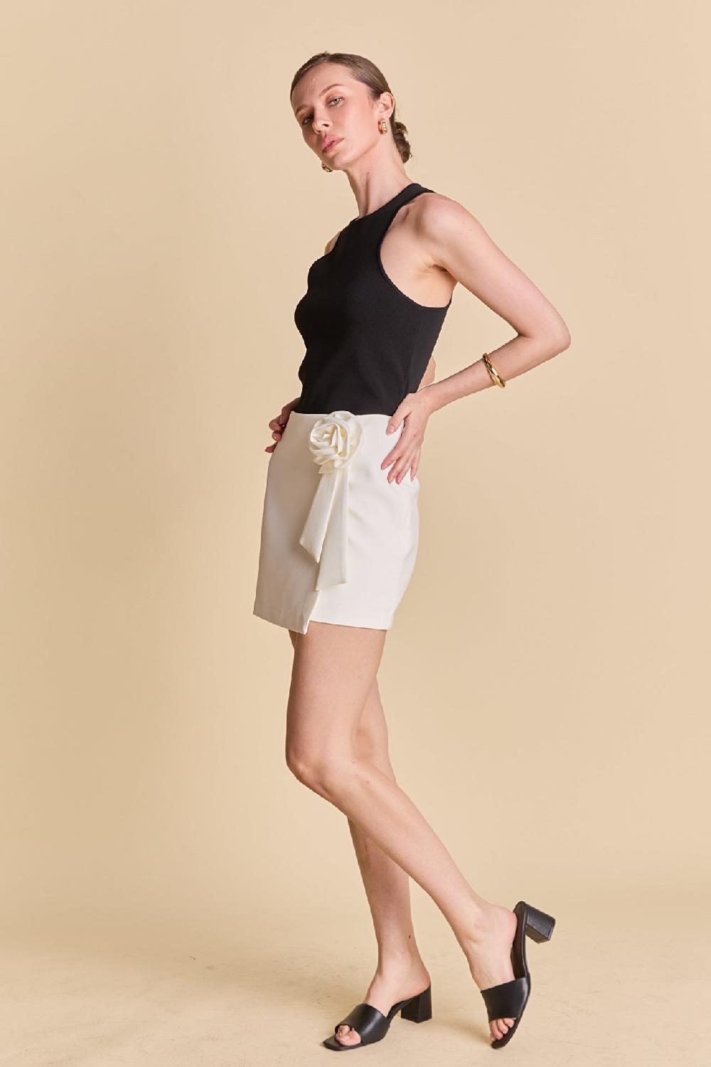 Endless Rose Corsage Mini Skirt WHITE