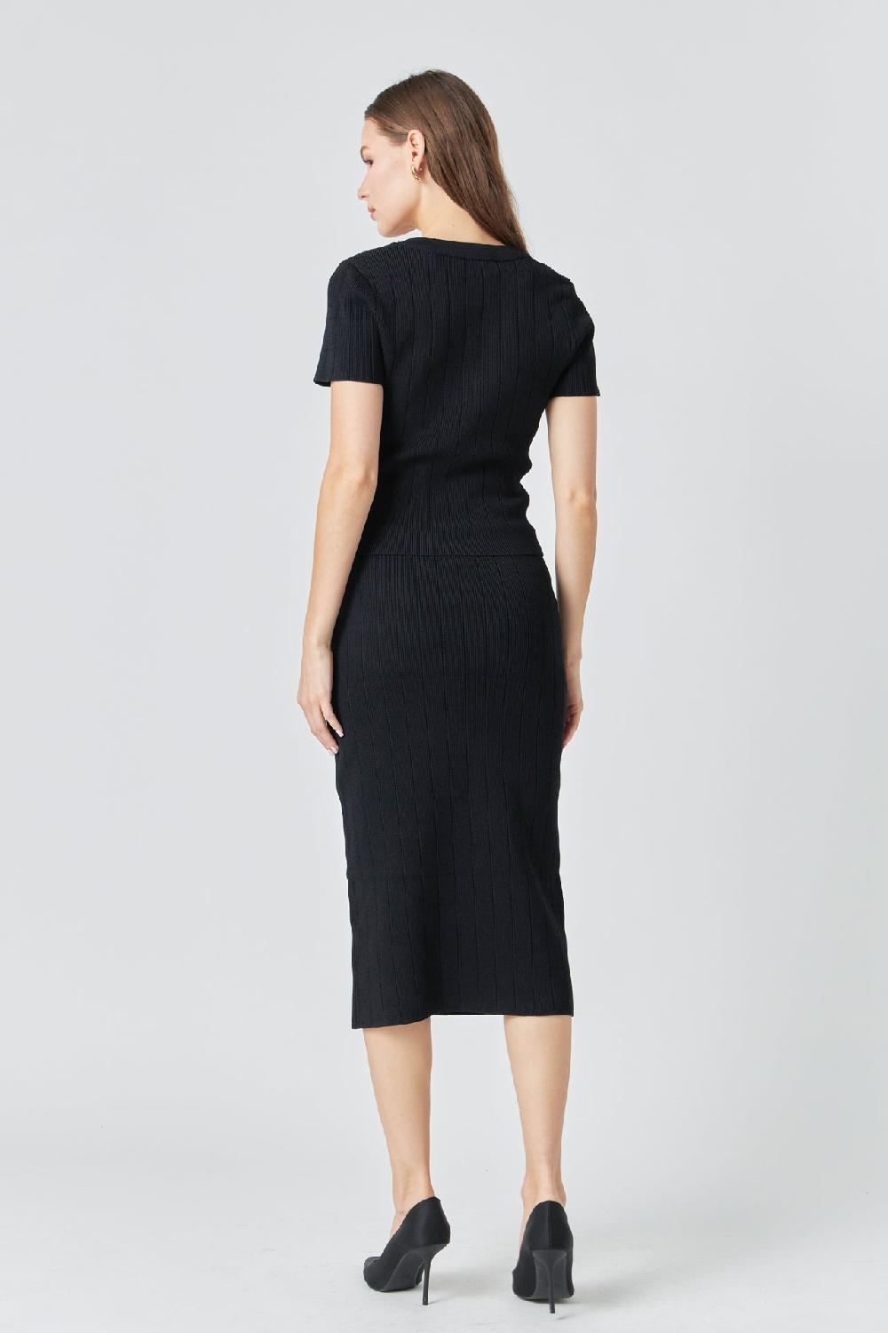 Endless Rose Shank Button Midi Skirt BLACK