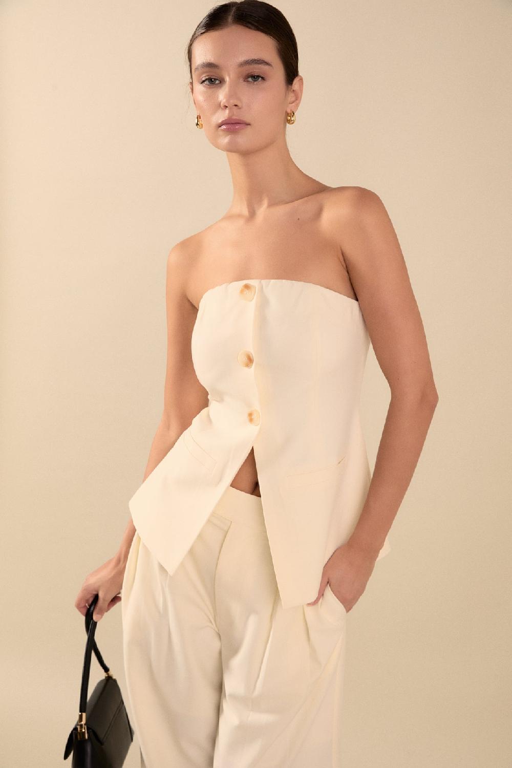 endless rose Lexy Relaxed 3 Buttoned Strapless Long Top CREAM