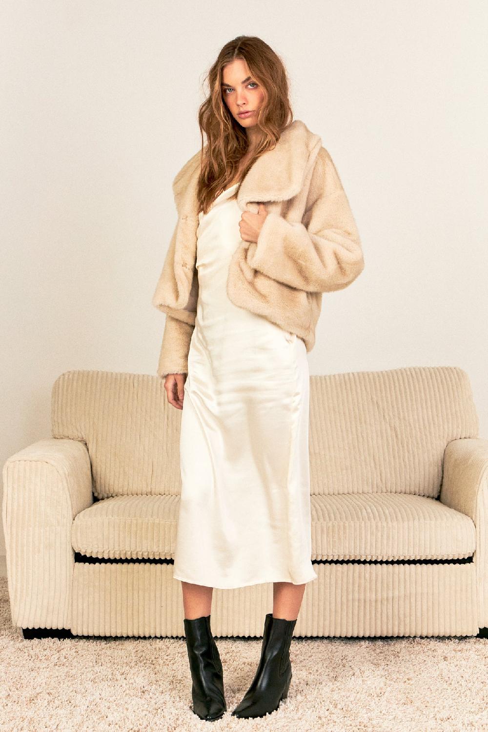 endless rose Oversized Collar Faux Fur Jacket BEIGE