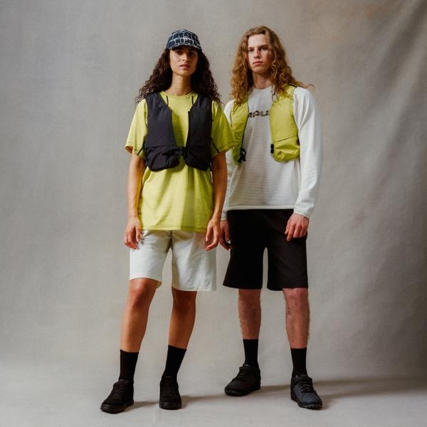 Endura Corner Hydration Vest - Black