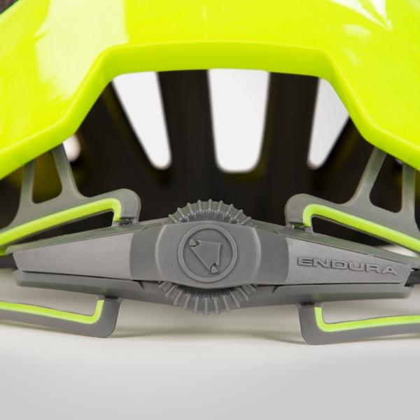 Endura FS260 Mips® Helmet - Bright Yellow