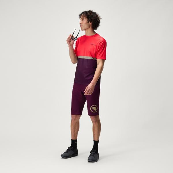 Endura Men's SingleTrack Lite Shorts - Aubergine