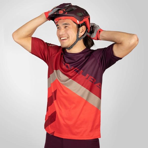 Endura SingleTrack Helmet - Pomegranate