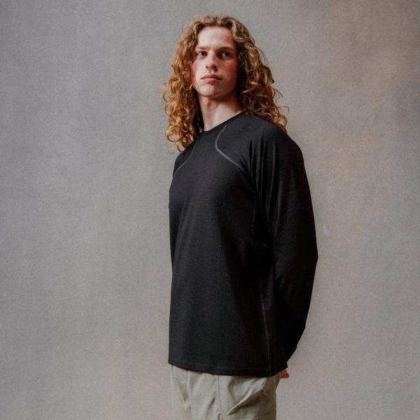 Endura Unisex Corner L/S Tee - Black