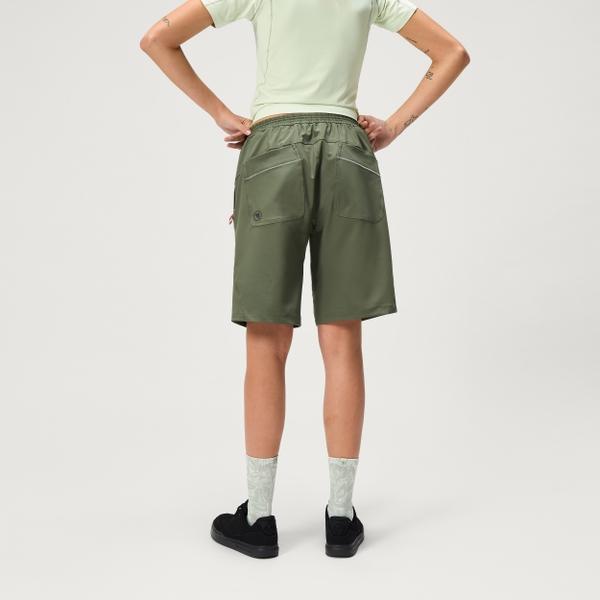 Endura Women's SulTrac Pull On 10" Shorts - Thyme