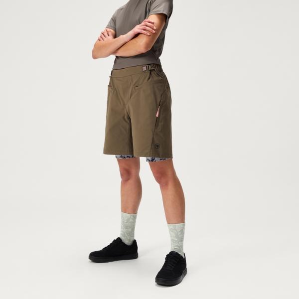 Endura Women's SulTrac Adv 8" Shorts (With Liner) - Bungee Cord