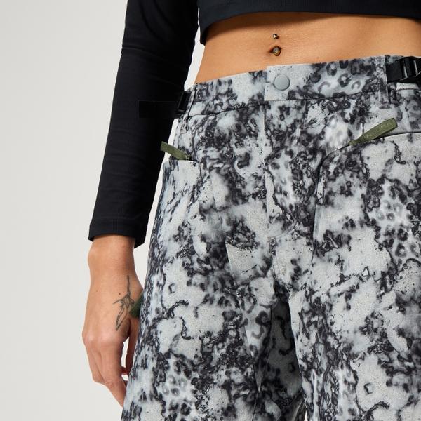 Endura Women's SulTrac Adventure Pants - Dispersed Floral