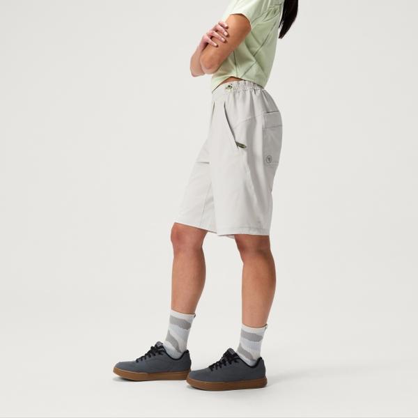 Endura Women's SulTrac Pull On 10" Shorts - Lunar Rock