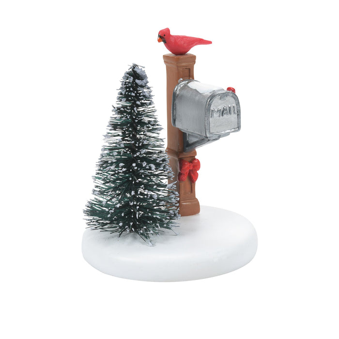 endura Cardinal Christmas Mailbox