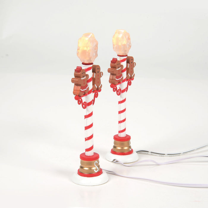Endura Gingerbread Street Lights