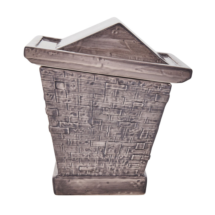 Endura Halloween Town City Hall