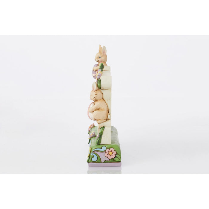 Endura Hoppy Easter With Bunnies Fig