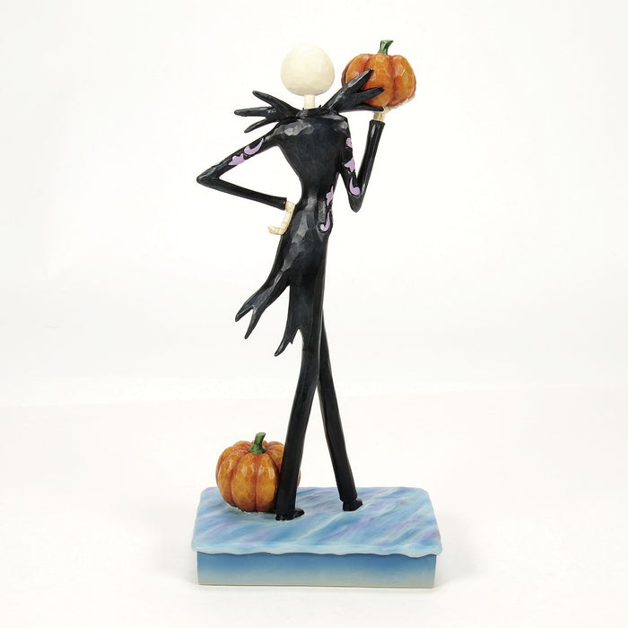 Endura Jack Holding Pumpkin