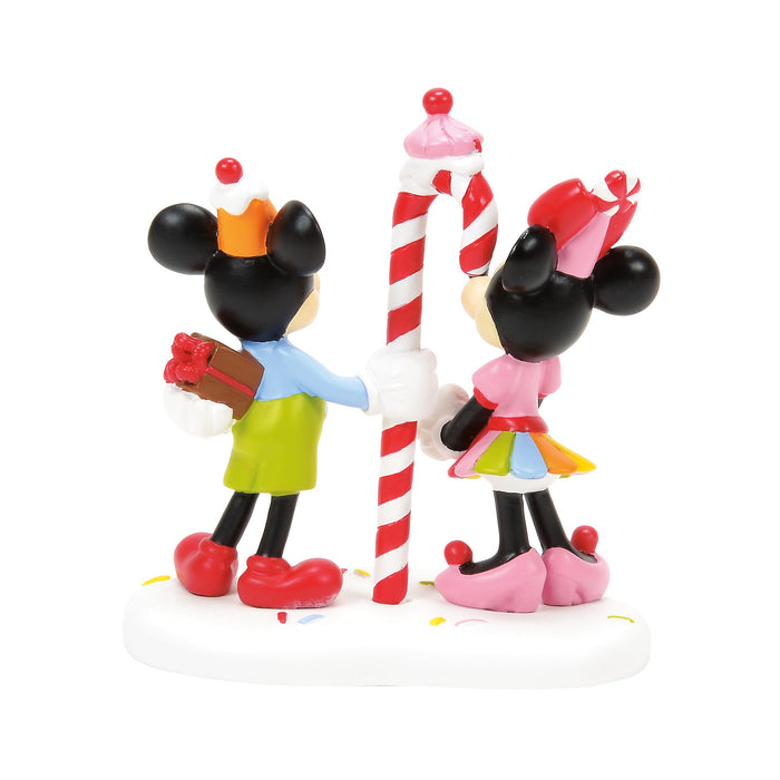 Endura Mickey & Minnie Share A Treat
