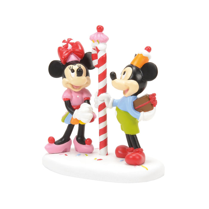 Endura Mickey & Minnie Share A Treat