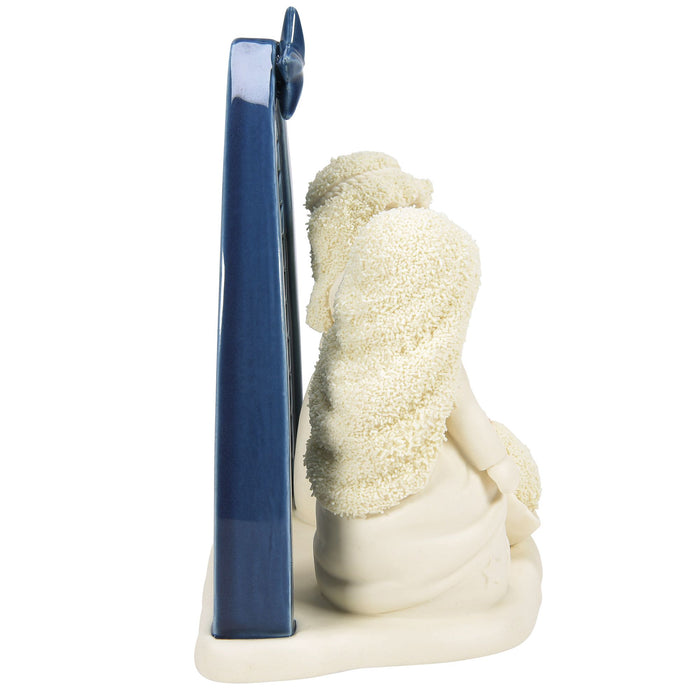 Endura Midnight Clear Nativity