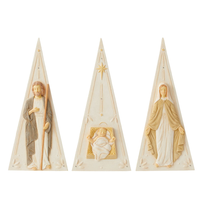 endura Nativity pyramid figurine set