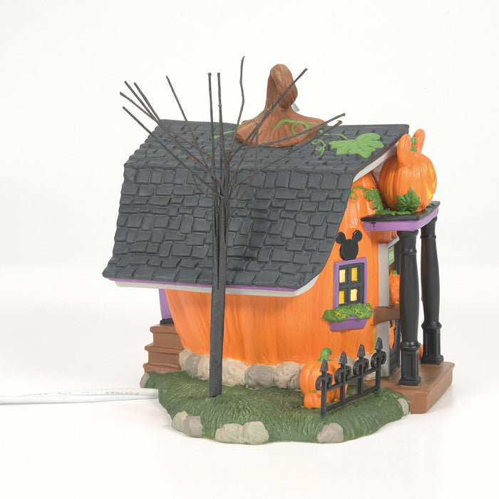 Endura Pumpkintown Carving Studio
