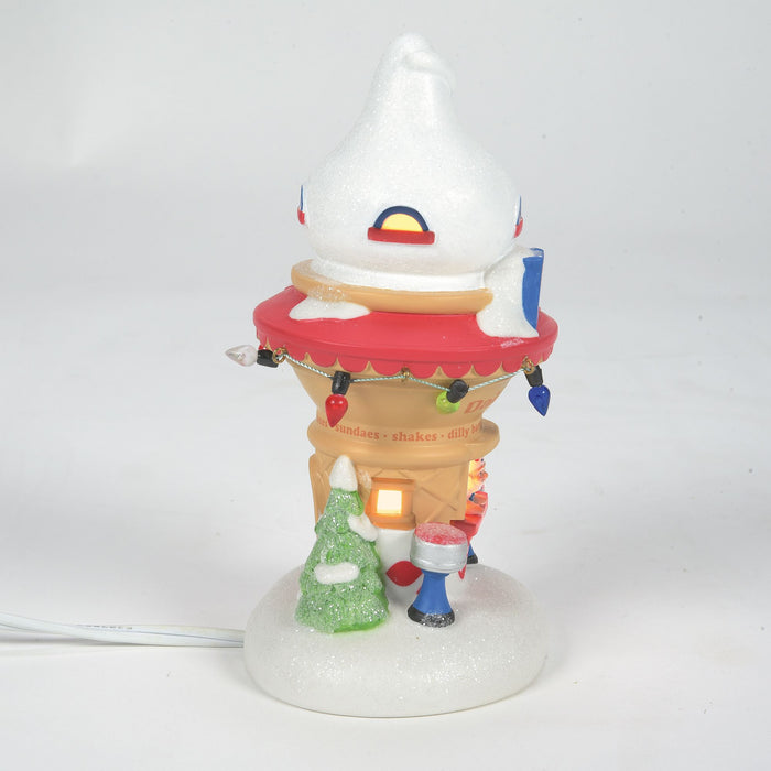 Endura Santa's DQ Cone House
