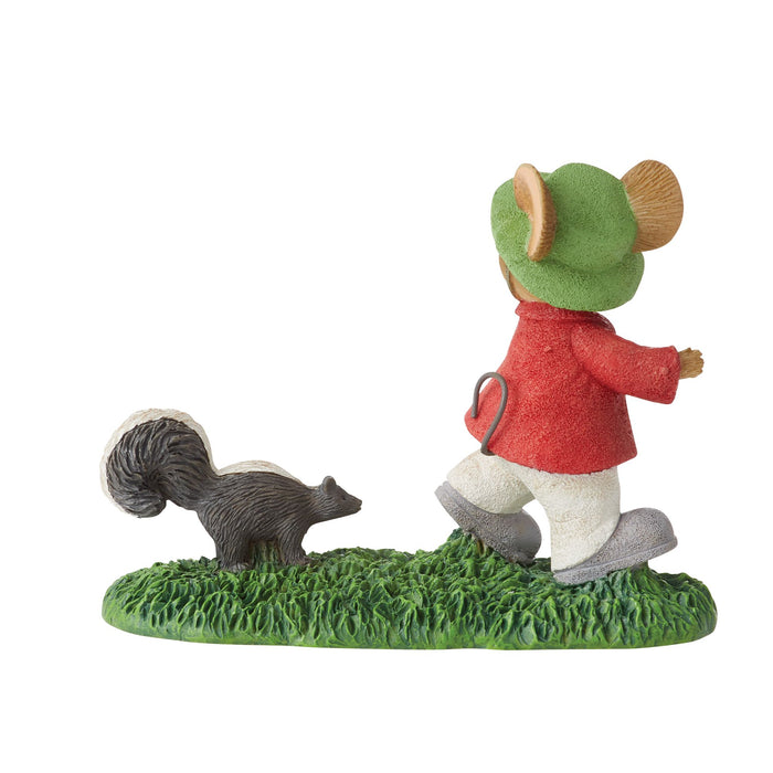 Endura Skunk Attack Figurine