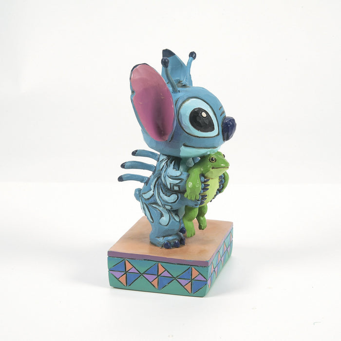 Endura Stitch Personality Pose