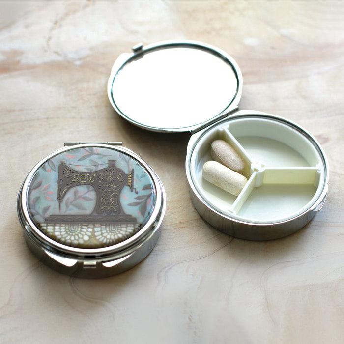Endura Stitch Pill Box