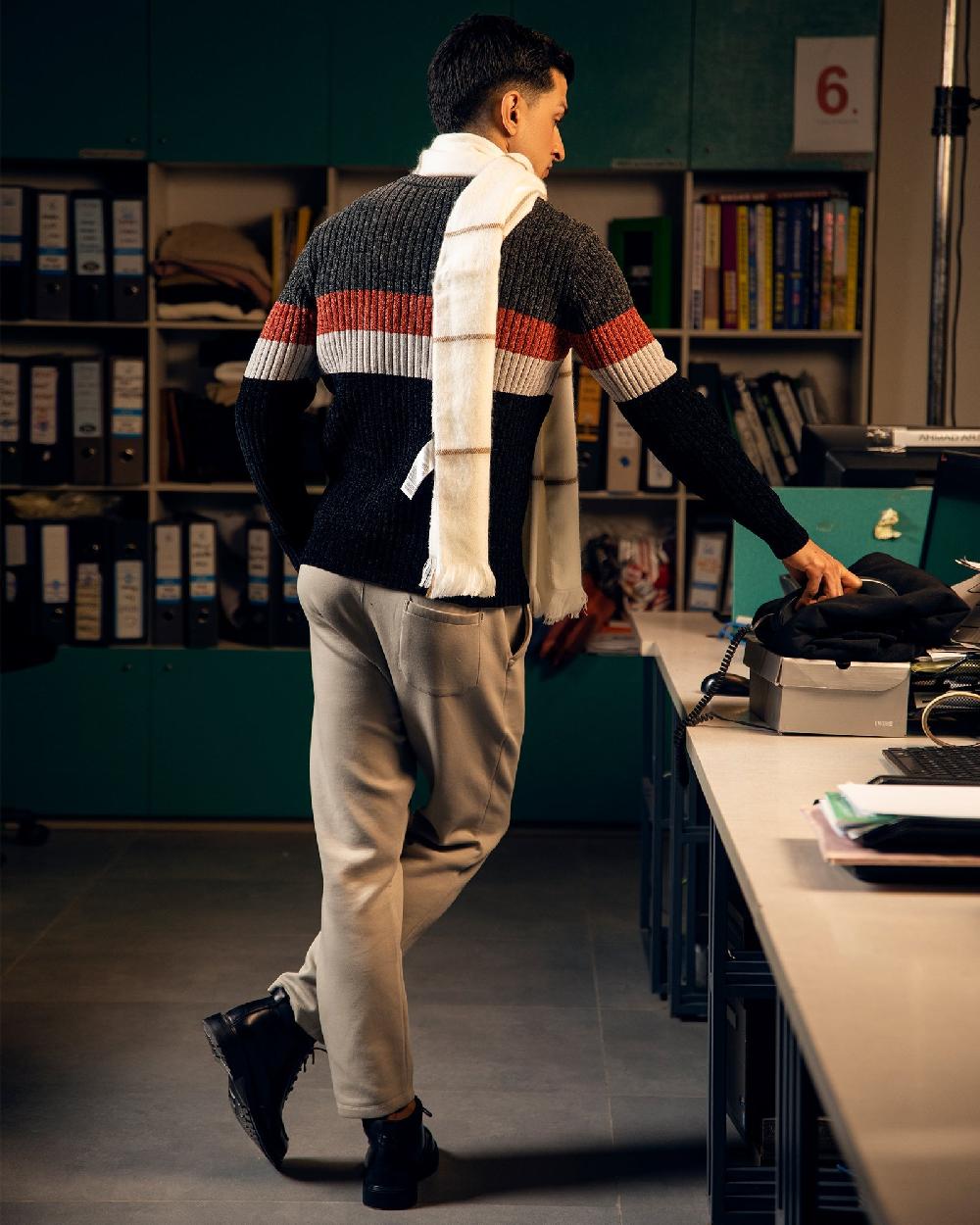 Engine Crew Neck Sweater MX4004-00L-GRY