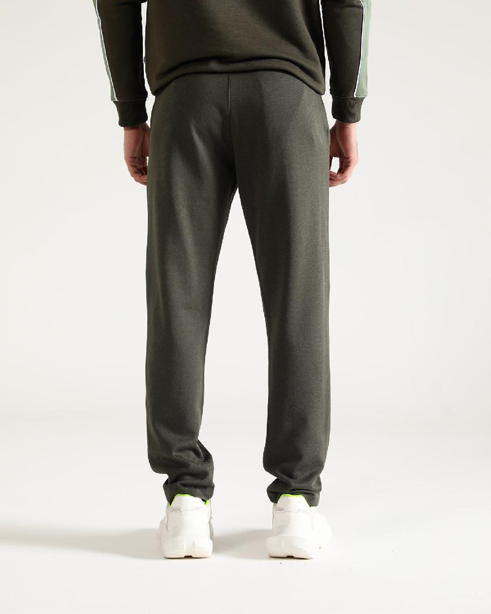 Engine Knitted Chino MU4037-00L-OLV