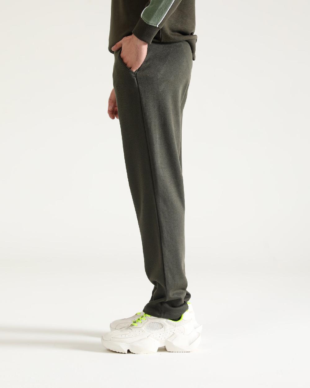 Engine Knitted Chino MU4037-00L-OLV