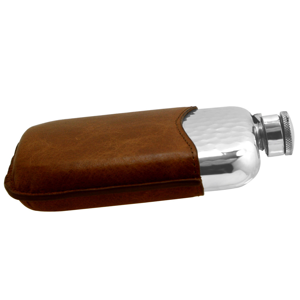 English Factory 6oz Hammered Design Captive Top Pewter Hip Flask With Tan Leather Pouch
