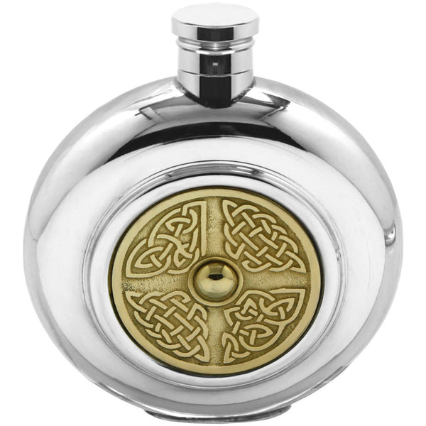 english factory 6oz Round Pewter Hip Flask with Brass Celtic Knot Badge