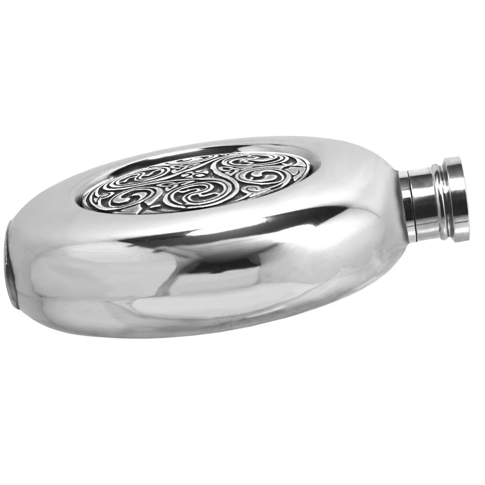 English Factory 6oz Round Pewter Hip Flask With Celtic Knot Badge