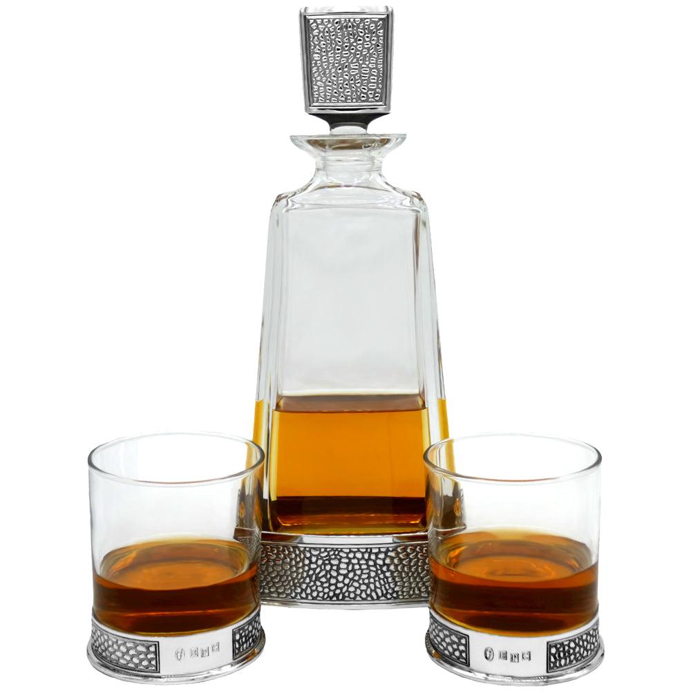 English Factory Manhattan 650ml Whisky Wine & Spirits Decanter Gift Set Includes 2x 11oz Manhattan Pewter Tumblers