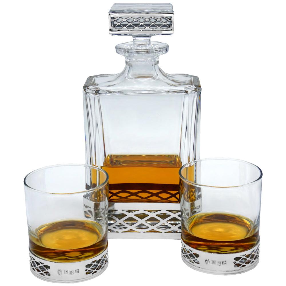 English Factory Uisge Beatha 650ml Whisky Wine & Spirits Decanter Gift Set Includes 2x 11oz Uisge Beatha Pewter Tumblers