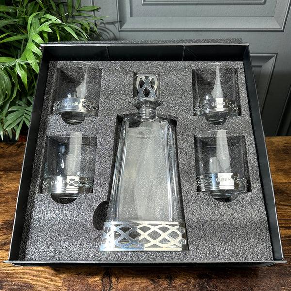 english factory Uisge Beatha 650ml Whisky Wine & Spirits Decanter Gift Set Includes 4x 11oz Uisge Beatha Pewter Tumblers
