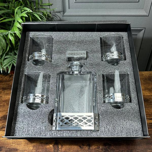 english factory Uisge Beatha 650ml Whisky Wine & Spirits Decanter Gift Set Includes 4x 11oz Uisge Beatha Pewter Tumblers