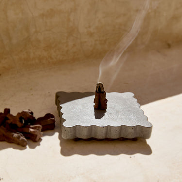Entryways Cinder Citronella Incense Cones With Burner Santal