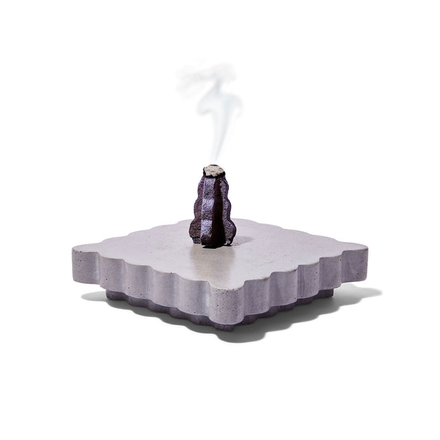 entryways Cinder Citronella Incense Cones with Burner Santal