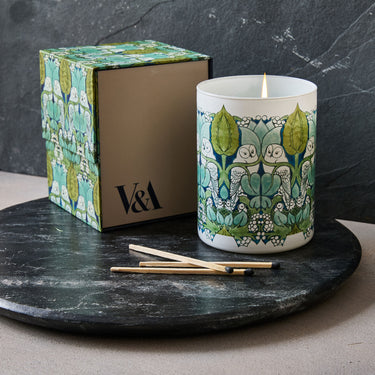 Entryways V&A Night Owls Candle