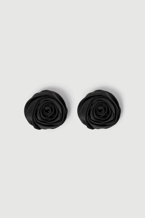 envelope 1976 Blossom Pin Black