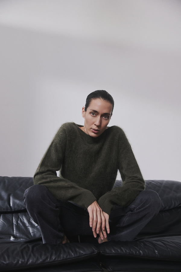 Envelope 1976 Cloud Knit Dark Olive