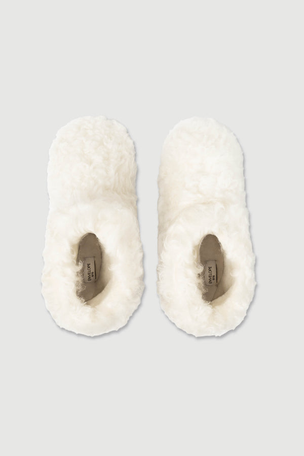 envelope 1976 Everest boots Cream