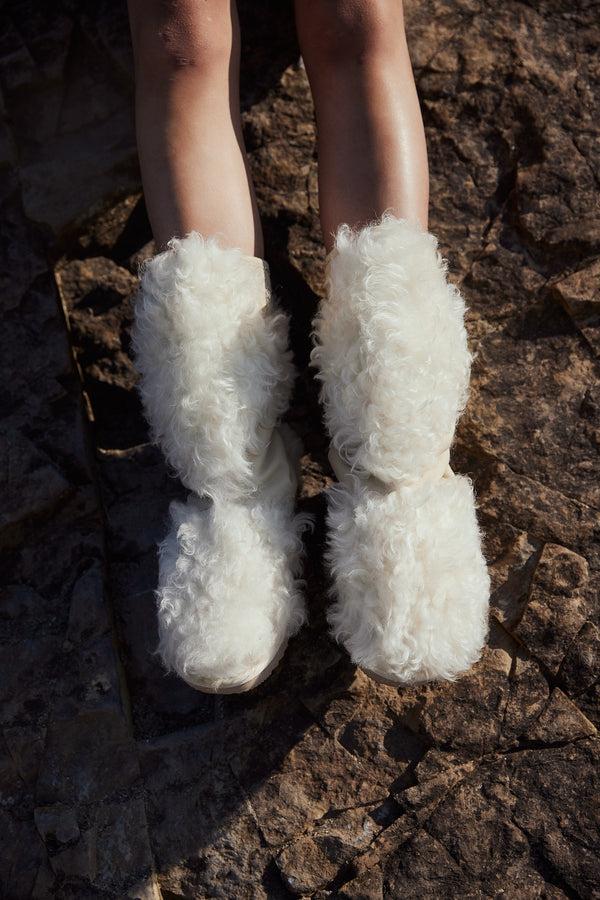 Envelope 1976 Iceland Boots Cream