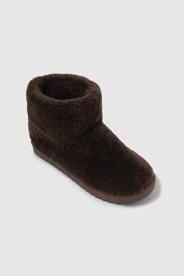 Envelope 1976 Mount Boots Brown