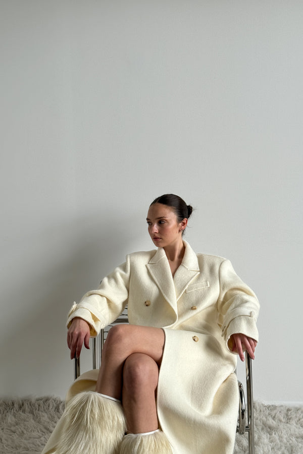 Envelope 1976 Saville Coat Cream